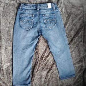 Maurices Jean Capris!